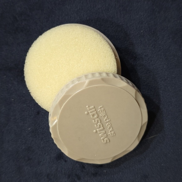 Swissair "Business Class" Travel Kit - Picture 5 of 7